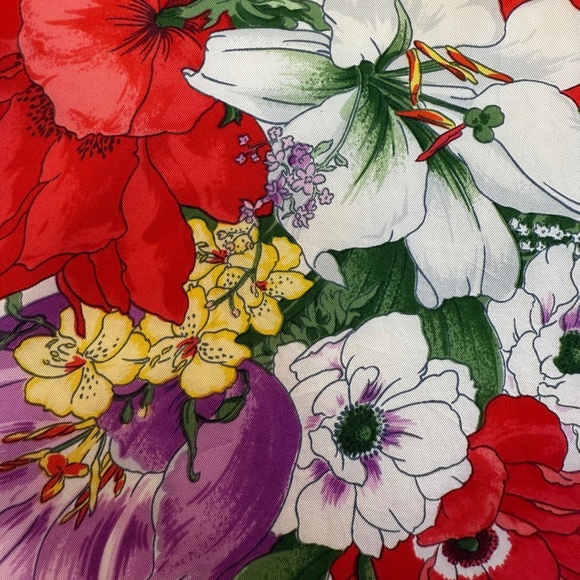 Vintage Silk Floral Scarf | Botanical Garden Print | Hand Rolled Edges - Picture 5 of 8